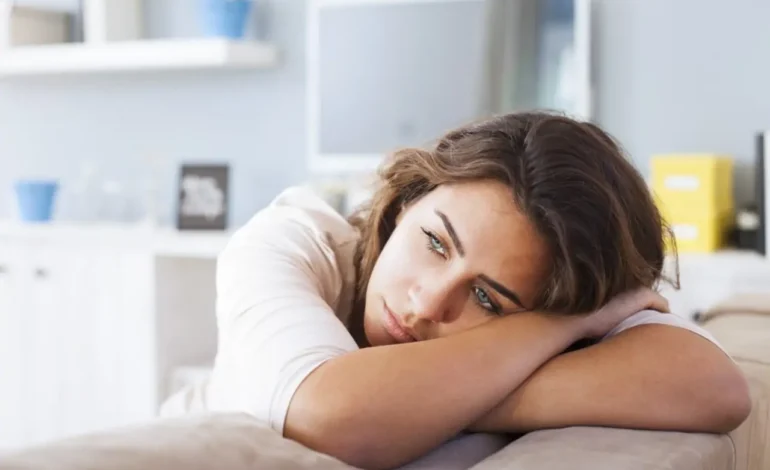 Duygusal Yorgunluk Nedir? Belirtileri ve Başa Çıkma Yolları